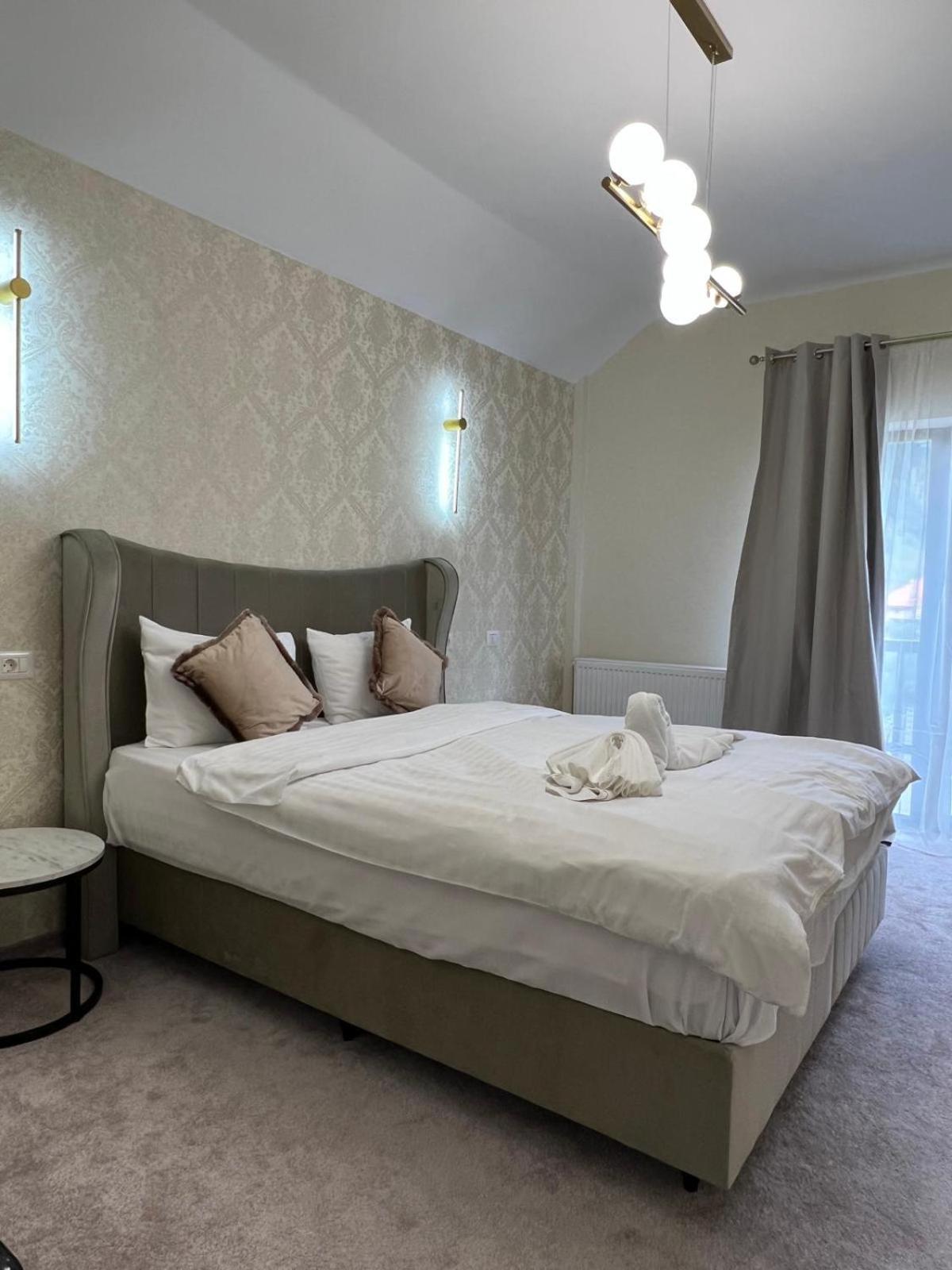 Pensiunea Baroc Dobirlau 외부 사진